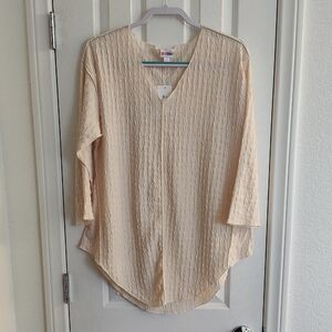 Lularoe Jolene V-neck Tunic Cream Size Small NWT